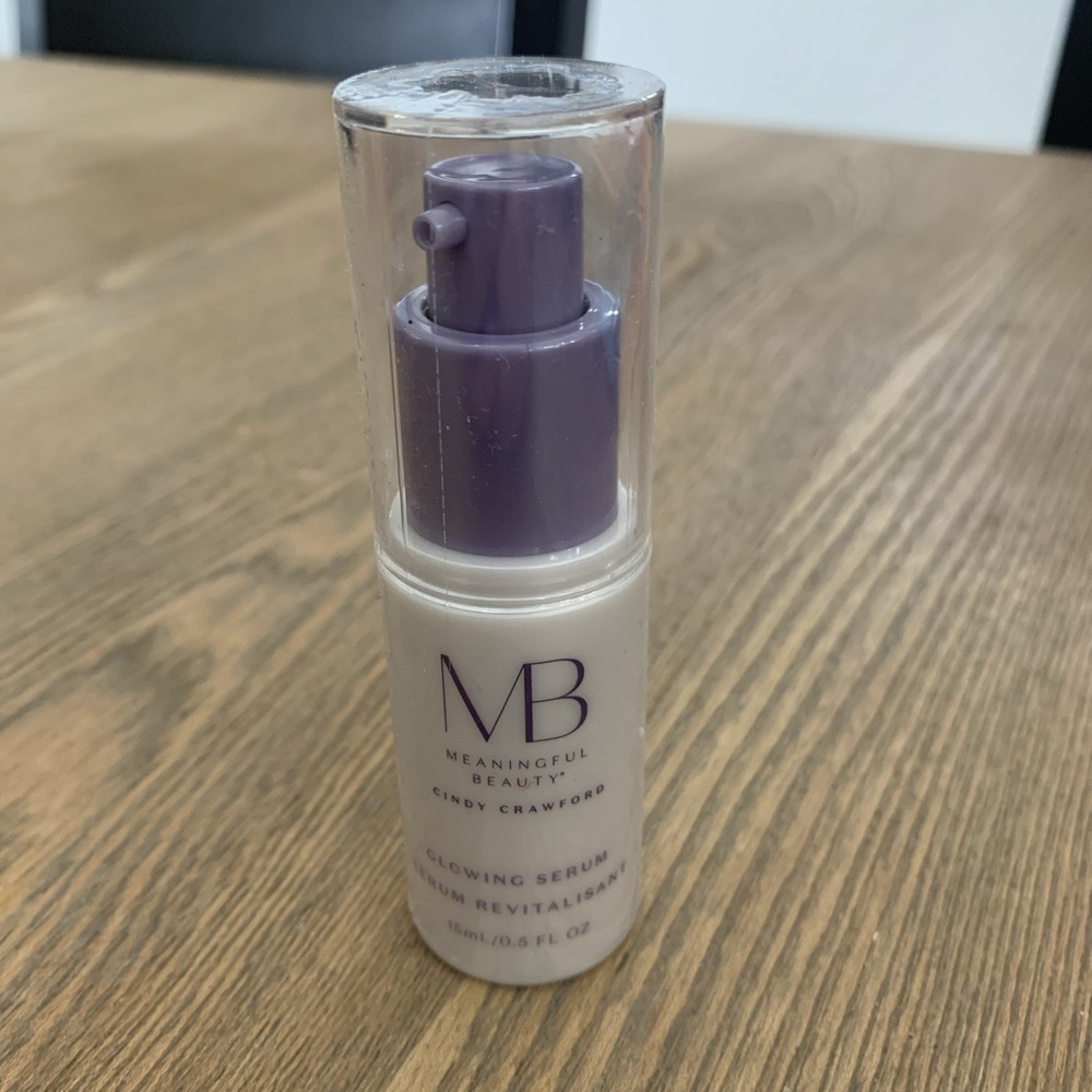 Meaningful Beauty Glowing Serum Cindy Crawford .5 oz 15 ml New